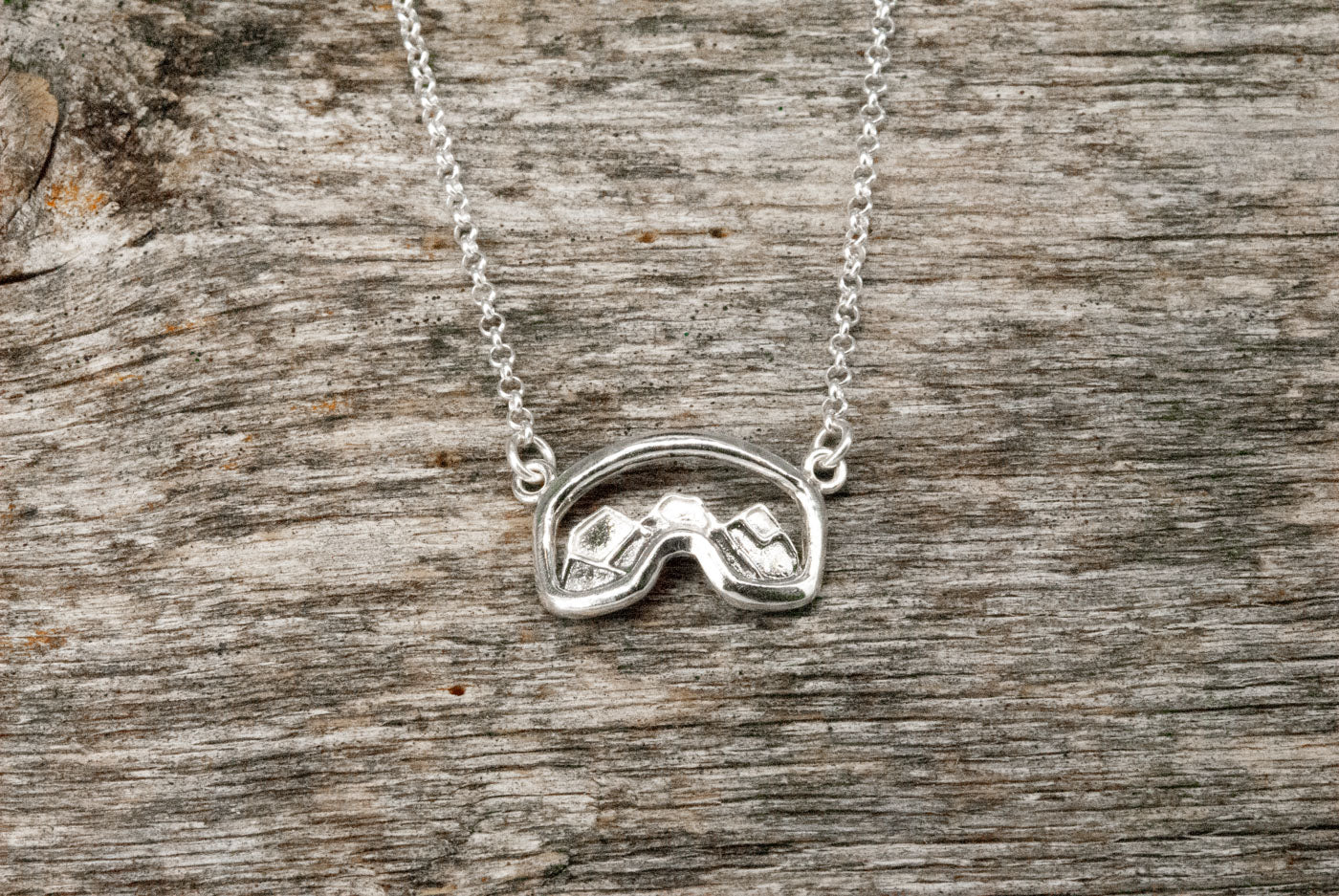 Three Sisters Goggle Necklace