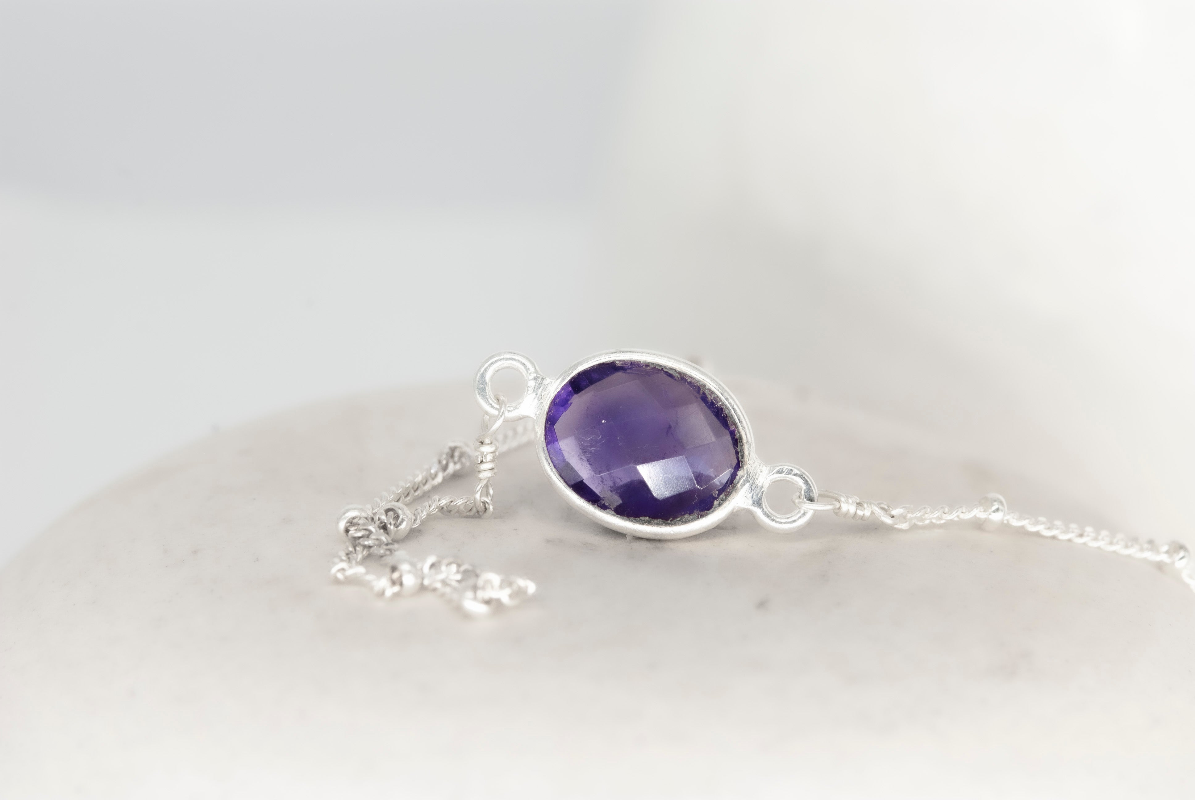 Grande Amethyst Stone Anklet