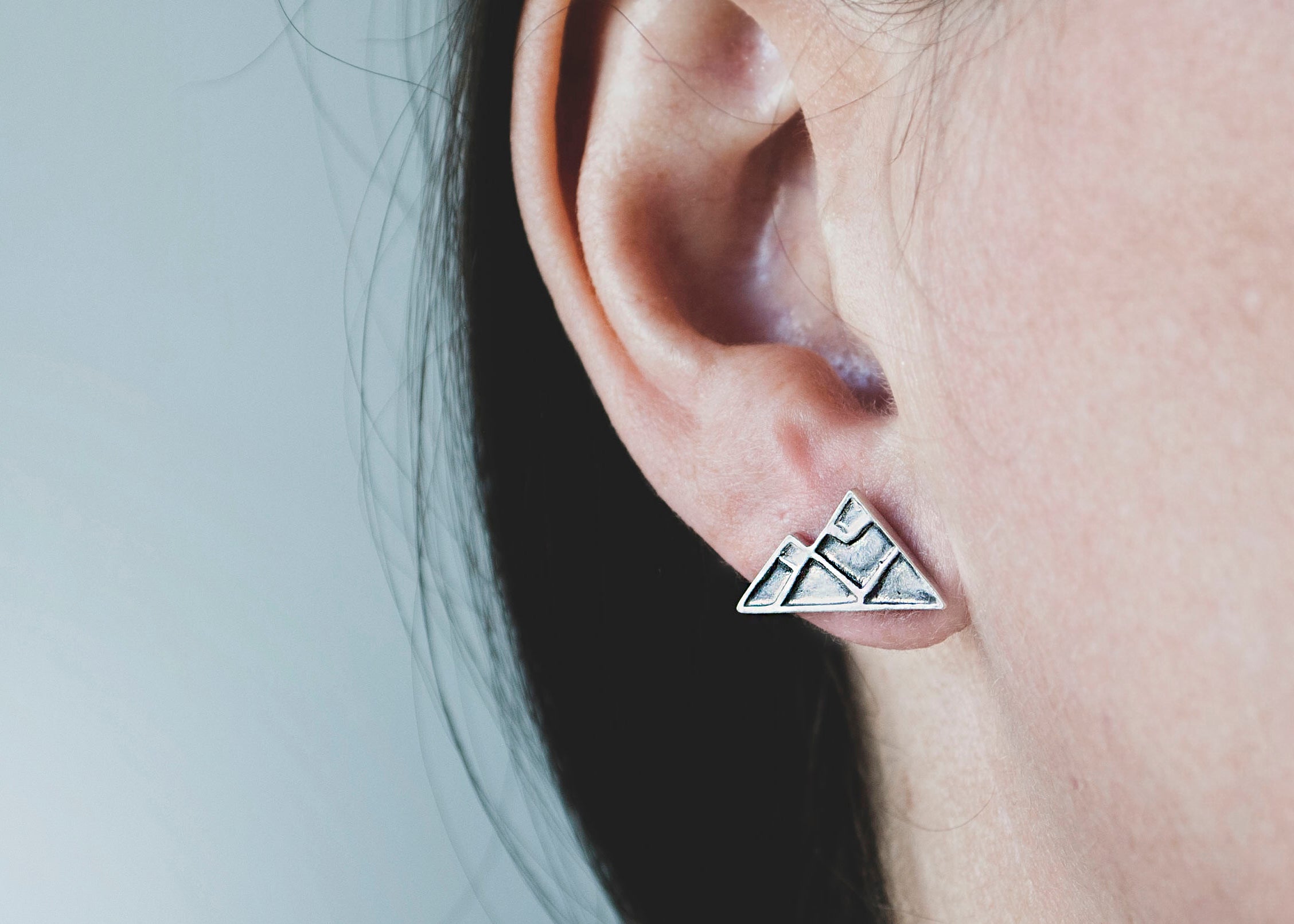 Asymmetrical Mountain Studs