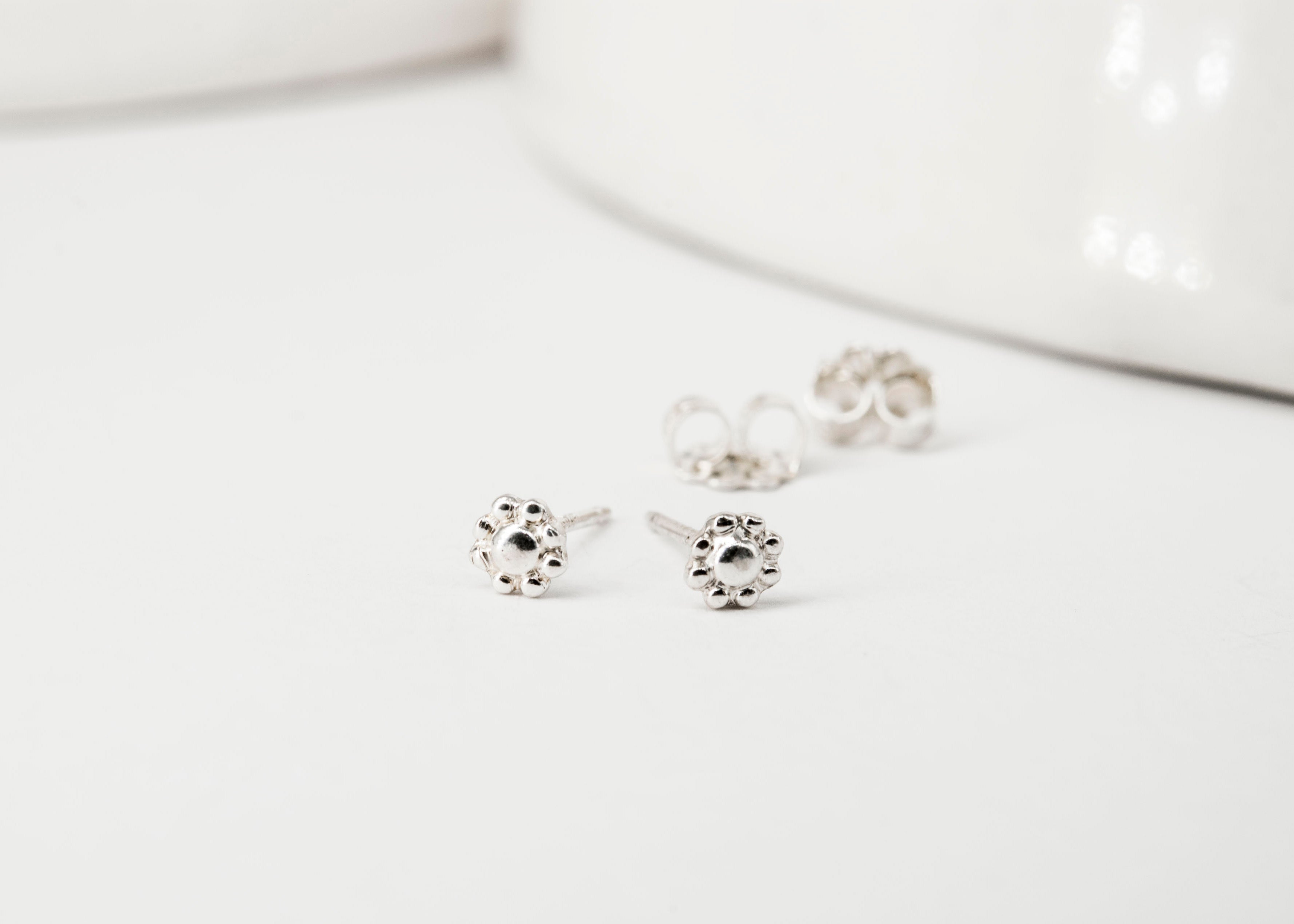 Daisy Studs