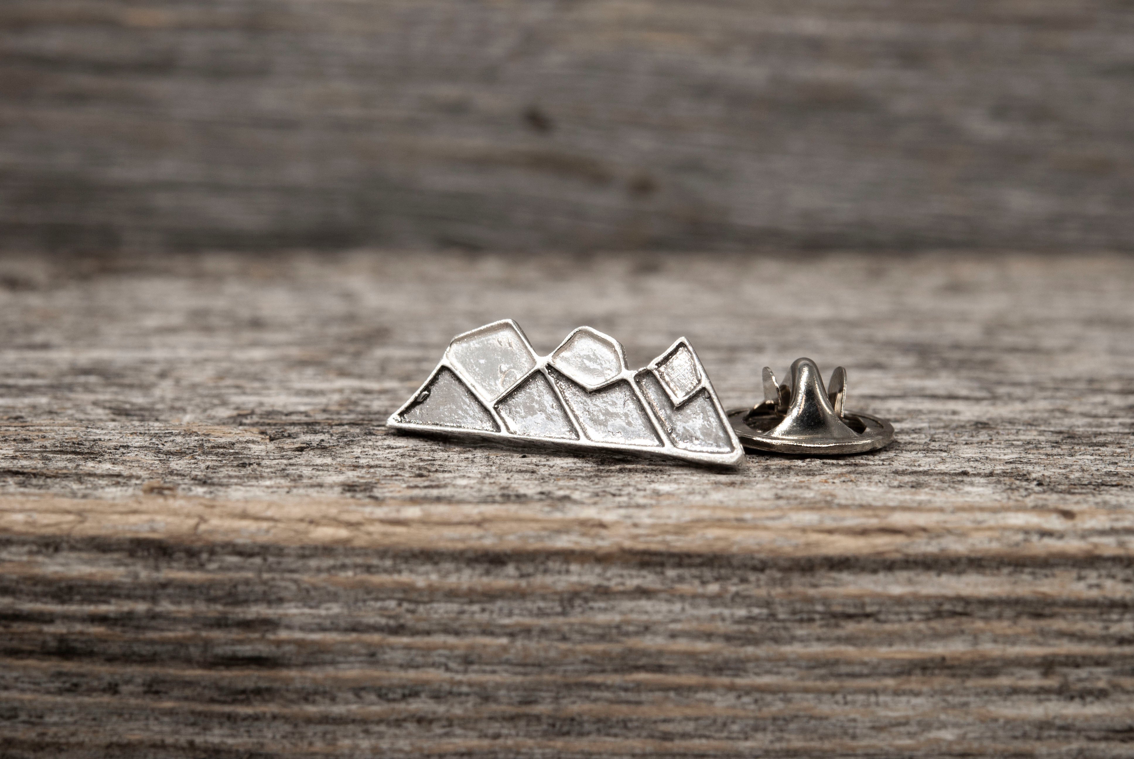 Three Sisters Mountain Pin